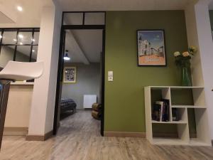 Le Solférino, cosy town centre with car park