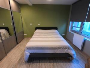 Le Solférino, cosy town centre with car park