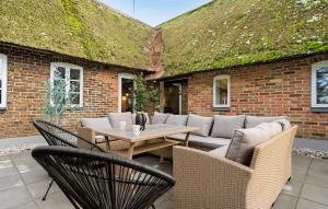 5 Bedroom Gorgeous Home In Ulfborg