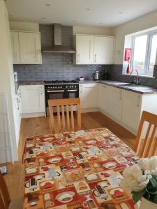 farm cottage with hottub