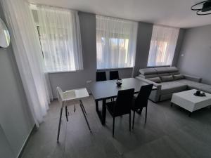 Sunset Apartmanok by Mital