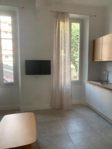 Cœur du Prado À deux, pas des Plage et du stade plein centre