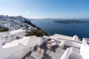 Dimitrios Cave House Santorini Greece