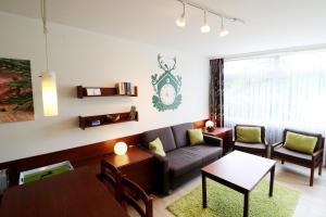 Kurhotel Schluchsee App 1103 - das mit der Kuckucksuhr, mit Indoorpool, Schluchsee