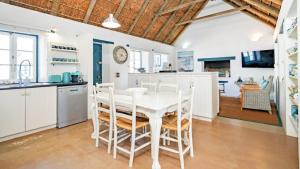 Voete ini Sand Langezandt Cottage