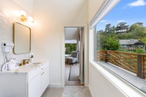 Incredible Mountain Views! Chalet Village Gatlinburg