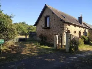 Petite maison à la campagne - Athée