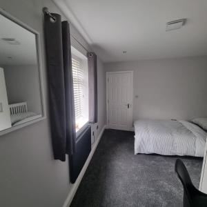 A luxury 2 bed flat in Romford