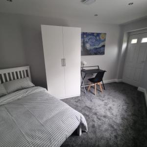 A luxury 2 bed flat in Romford