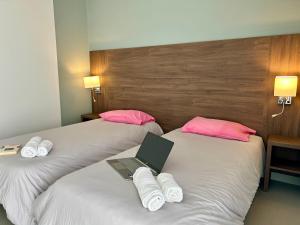 Hotels Hotel La Pierre Bleue : photos des chambres