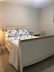 Modern 2BR Basement appartment
