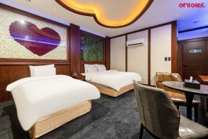 Phòng Deluxe 2 Giường đơn (Deluxe Twin)