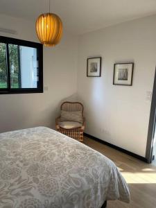 Maisons de vacances Maison moderne a Belz : photos des chambres