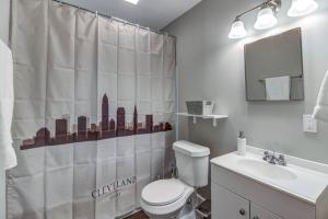 The Gallery House - Art curated by local artist!