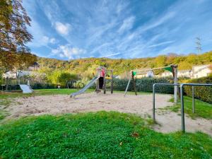 Modern und lichtdurchflutet - Ferienwohnung mit Terrasse