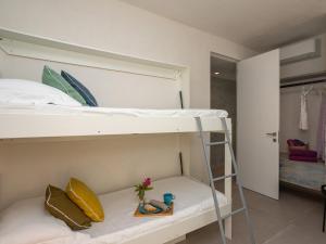 VILLA IL MELOGRANO 4&2, Emma Villas