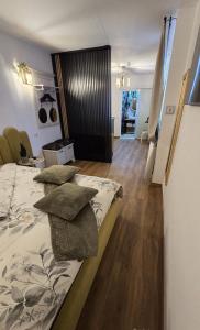 For You Apartments Silence