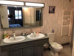 B&B / Chambres d'hotes La Maison aux Hortensias : photos des chambres