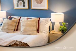 Pottery Place by Grandeur Property