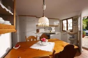 Ferienhaus im Gässle, Kirchzarten, Dreisamtal - 施特根