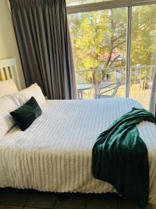 Mbizo Cozy Retreat 409