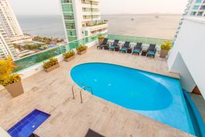 Travelers Orange Cartagena