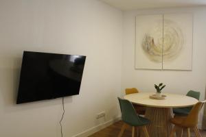 APARTAHOTEL MADRID URBAN SUITES - EDIFICIO EXCLUSIVO- 7 Apartments Boutique Full Equiped