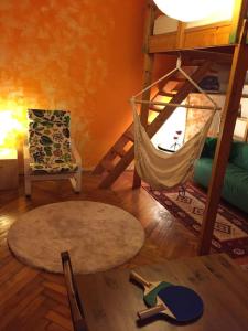Ping Pong Apartment