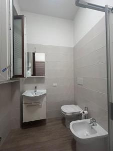 Azzurra House treno Milano