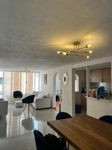 Apto 2 B 2 H excelente ubicación