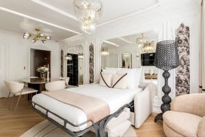 Merveil - Luxury Suite - Louvre - Aboukir IX