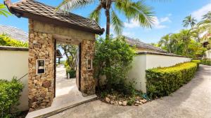 Luxury Beachfront Pool Villa - Finu at Samui