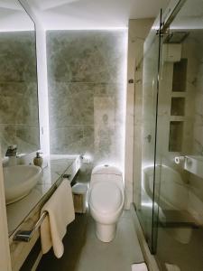 Manakin Hostal & Resto