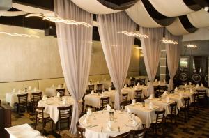 Family Friendly Condo Steps to Miami Beach with Free Parking