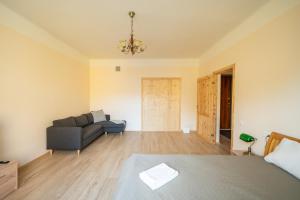 Modern City Stay - New Central Fully Equipped