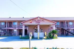 殖民哈蒙德旅馆 - 卡温顿