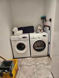Appartements Villa avec baignoire balneo veranda & jardin : photos des chambres