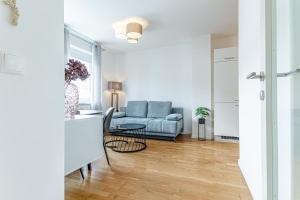 Chic 1BR and 1LR Apt in Central Vienna