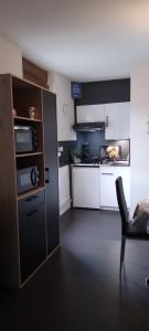 CHEZ JOSY
