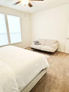 Charming Cottage - Yellow Haus near Gruene