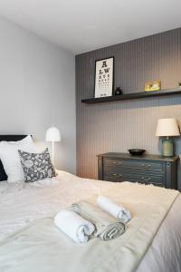 Elegant & Spacious House close to Center