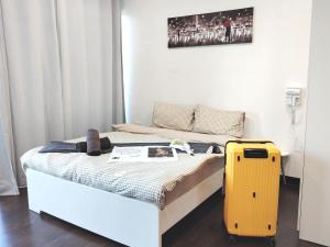 Almas Suites Poolview Netflix 100mbps BySTAY