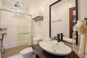 Casablanca Boracay 4 bedroom Villa Stn 1 with private pool