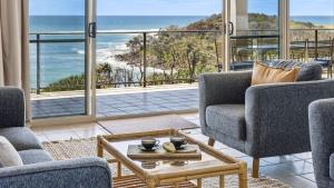 Convent Cove - Penthouse with views over Convent - Holiday Yamba