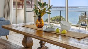 Convent Cove - Penthouse with views over Convent - Holiday Yamba