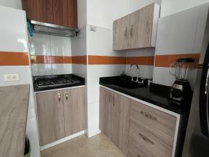 APARTA-ESTUDIO LA TOMA