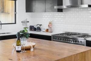 Villa Jovis Luxury In St Andrews Beach