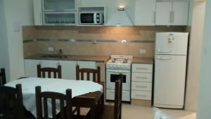 Dptos la familia - Ubytování bez kategorie ve městě Monte Hermoso