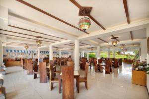 Royal Hotel and Villas Trawas