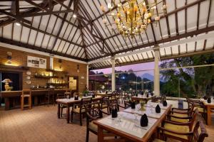 Royal Hotel and Villas Trawas